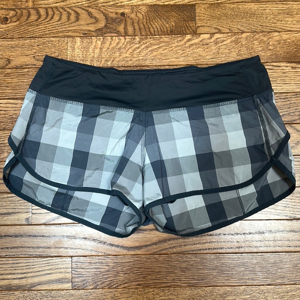 Lululemon Speed Up short